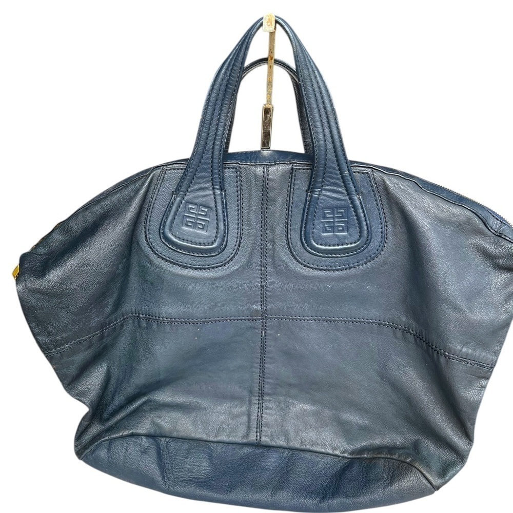 Navy lambskin Givenchy - Picture 2 of 11